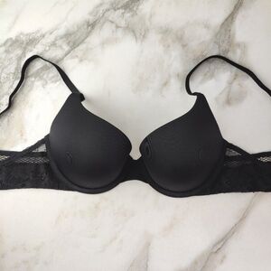 Victoria's Secret Black Lace Trim T-shirt Push Up Full Coverage Bra, Sz 32D